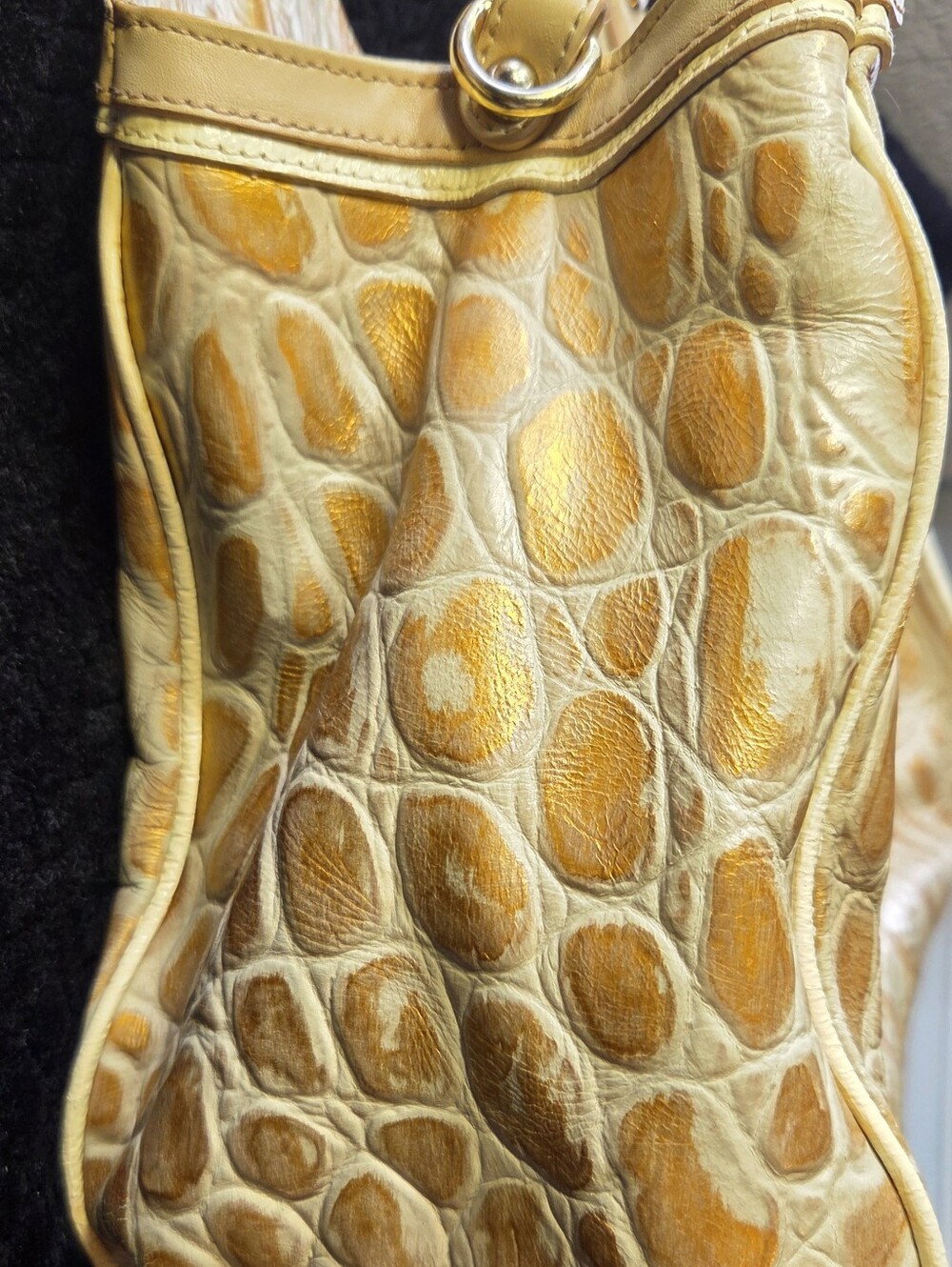 Brahmin "Elisa"  Croc-Embossed Leather Shoulder Bag with Gold Hardware GUC - Picture 8 of 15